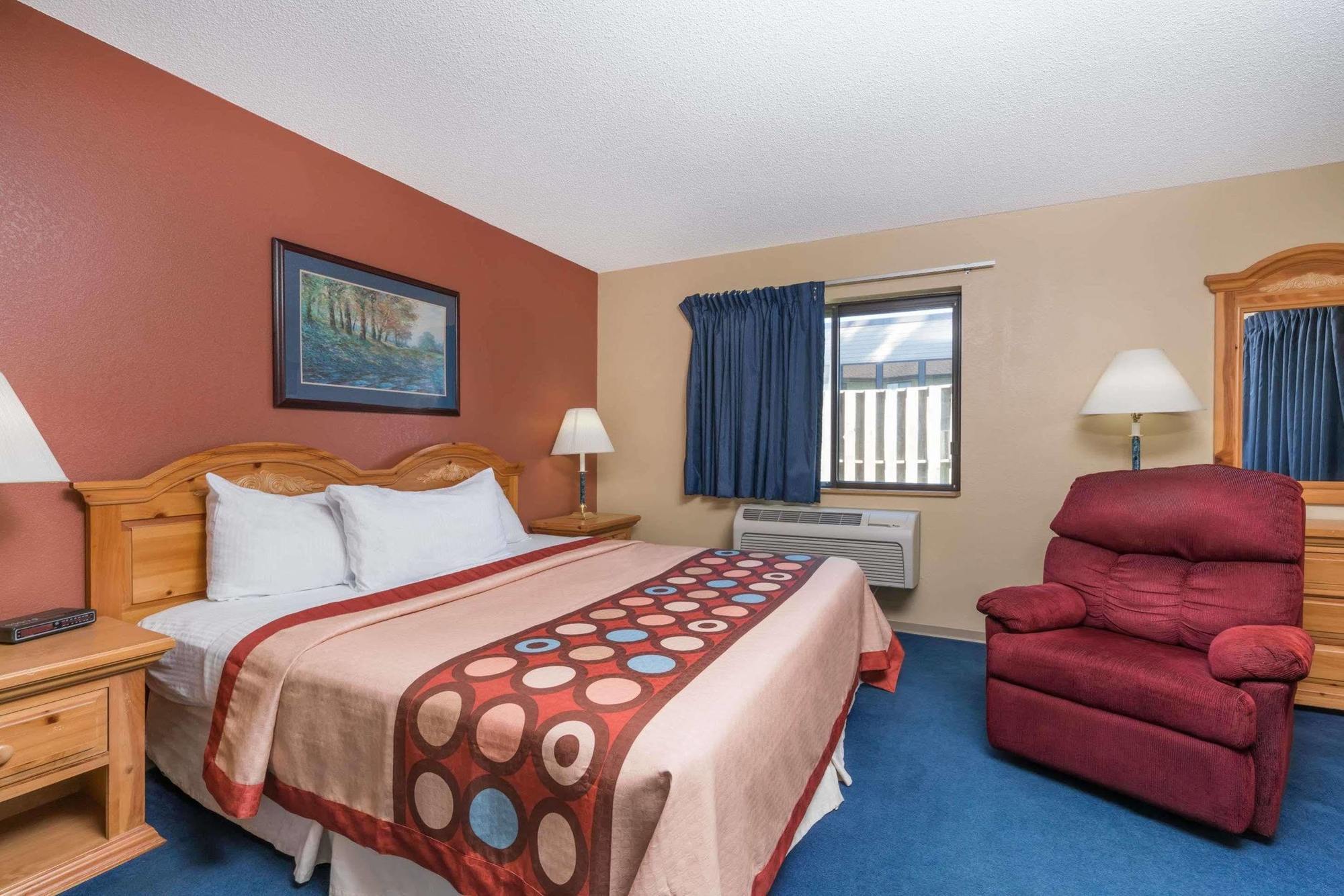 Super 8 By Wyndham Baxter/Brainerd Area Hotell Exteriör bild